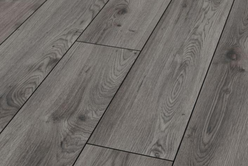 Laminátové plavajúce podlahy / Laminátová podlaha KRONOTEX - foto